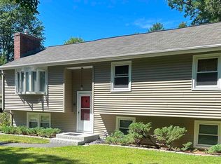 8 Hildreth Dr, Litchfield, NH 03052