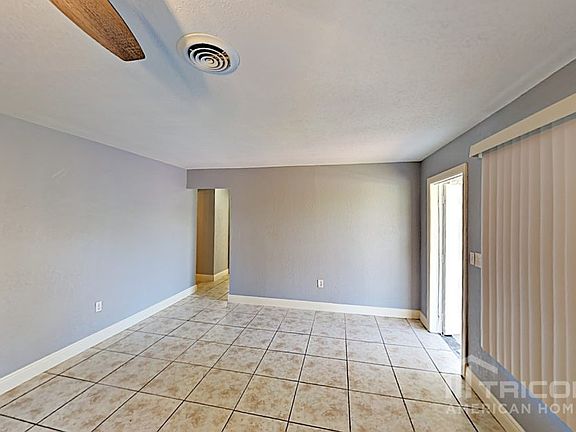 3rd image of 6581 NW 22nd St