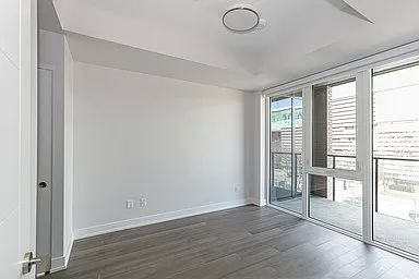 664 Spadina Ave — Photo 14