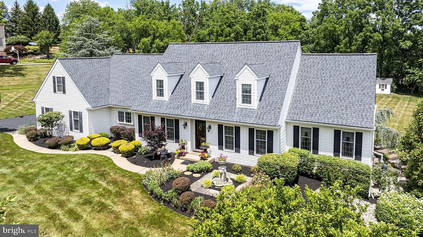 4717 Essex Dr, Doylestown, PA 18902 | Zillow