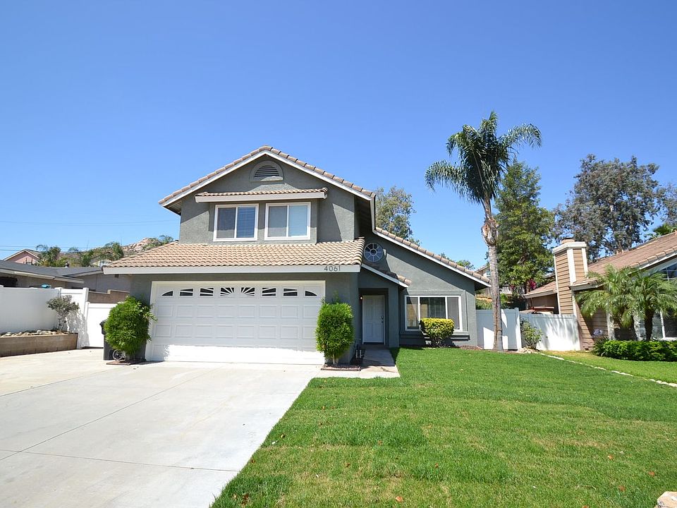 1st image of 4061 Estrada Dr
