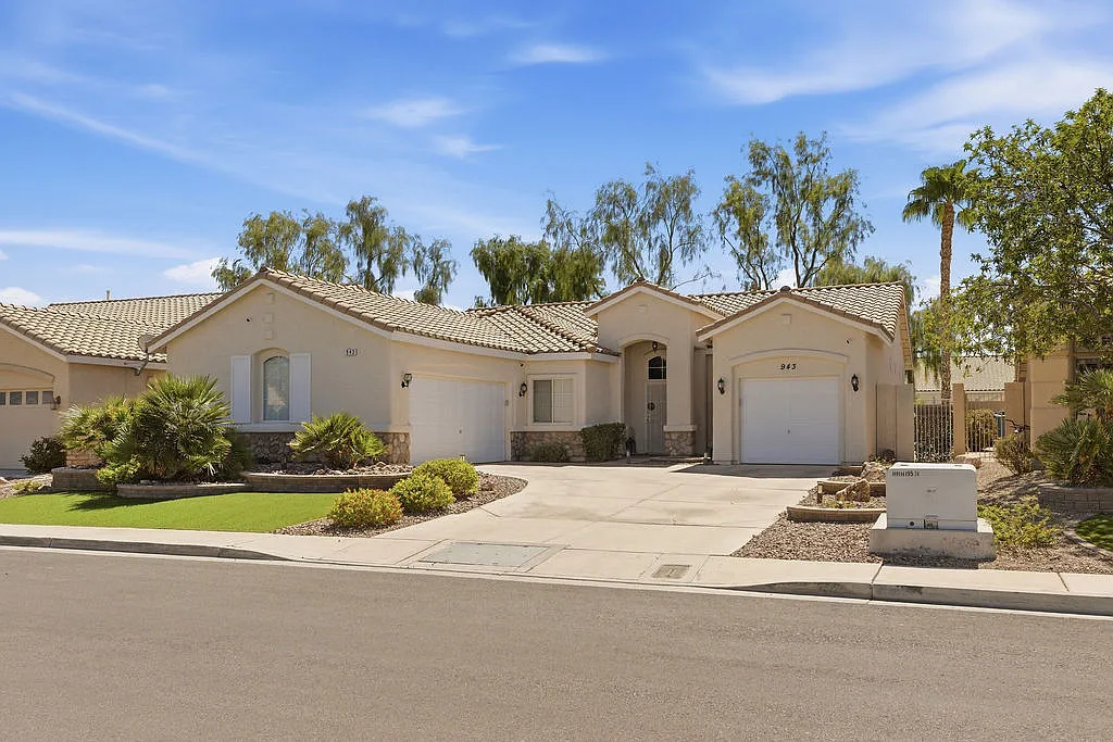 3 bed, 1758 sqft, $2,800 — Photo 2