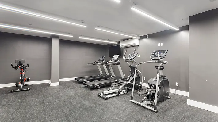 Rented by Nooklyn NYC LLC | media 35