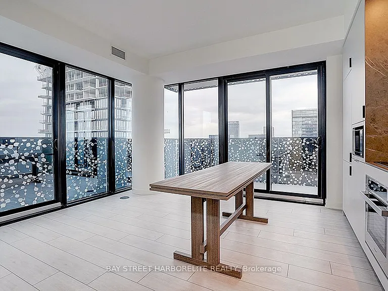 55 Charles St E #4311 — Photo 7