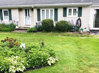 1533 E Main Rd #A, Portsmouth, RI 02871