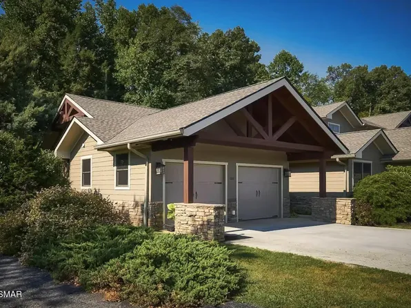 205 Bishops Cap Cir, Townsend, TN 37882