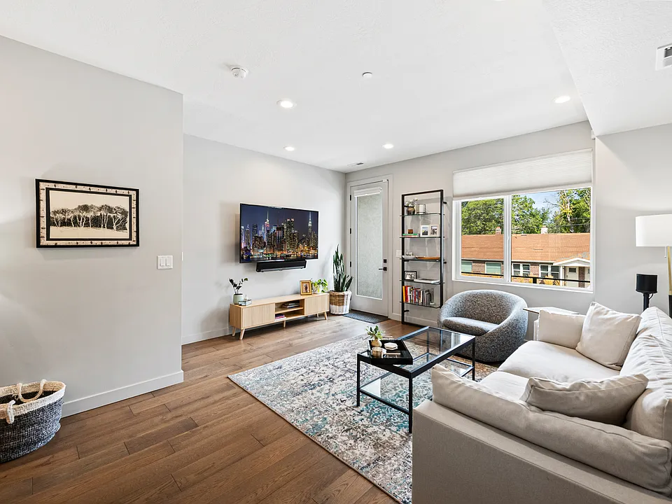 1710 W West Temple #2