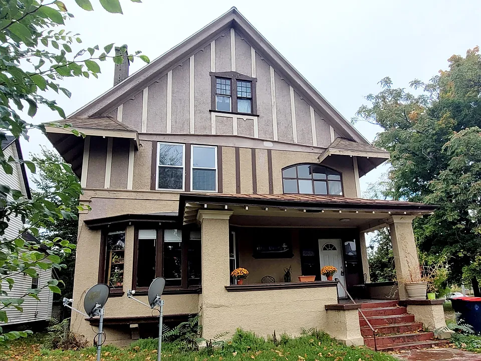 815 Cass Ave SE #2