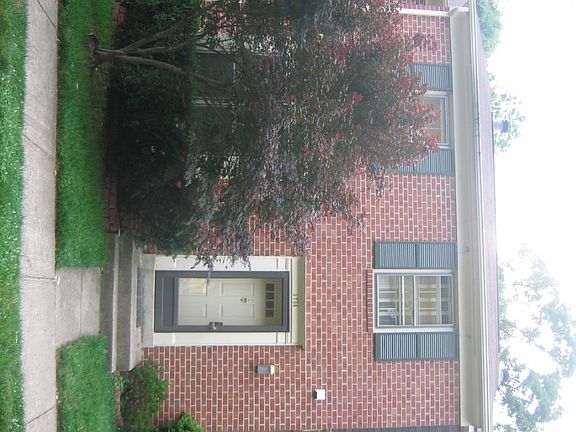 3rd image of 5754 Crownleigh Ct