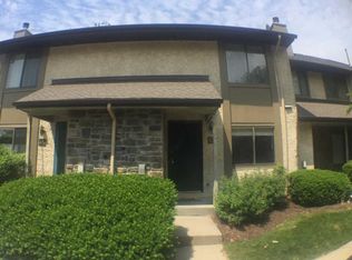 305 Hampshire Dr, Plainsboro, NJ