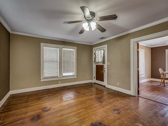 3rd image of 1329 Cross St