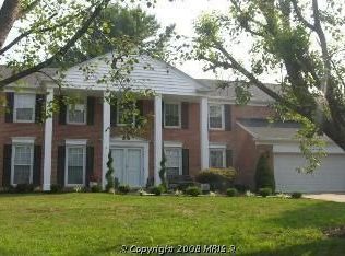 12817 Lamp Post Ln, Potomac, MD 20854