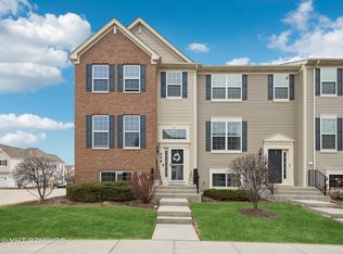 206 Lionel Dr, Grayslake, IL 60030
