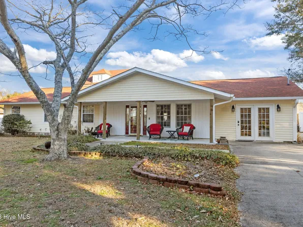 213 Pensacola Avenue, Morehead City, NC 28557