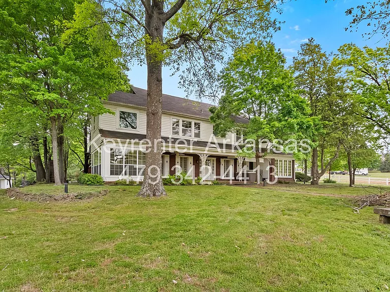 255 W Lawson St — Photo 26