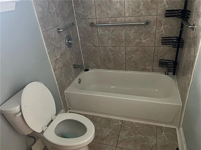 2716 Riverland Dr — Photo 10