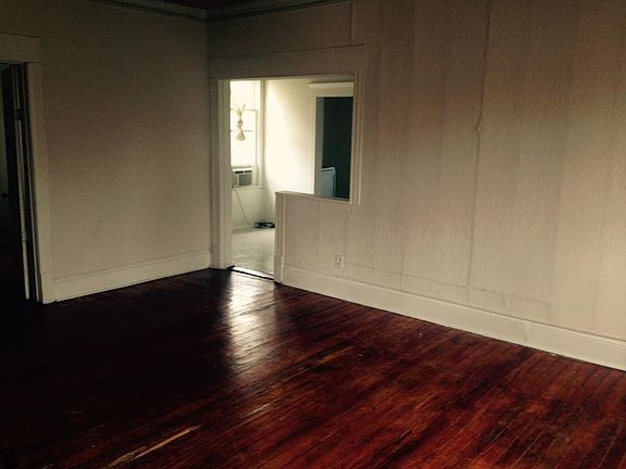 3rd image of 2256 Washington Ave APT 3