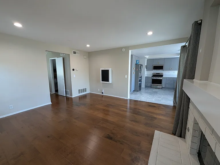 11527 Millbury Ct — Photo 6