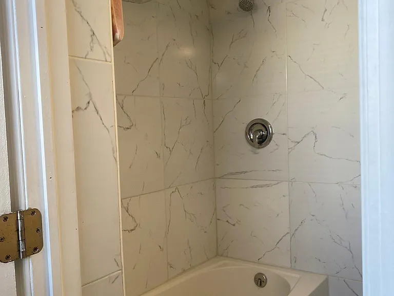 8181 NW South River Dr #D410 — Photo 21