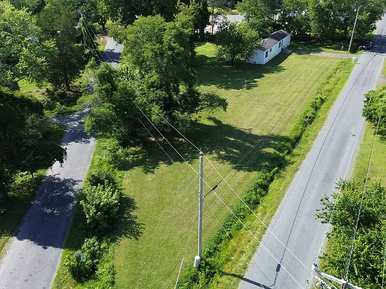 11226 Greenwood Rd — Photo 27