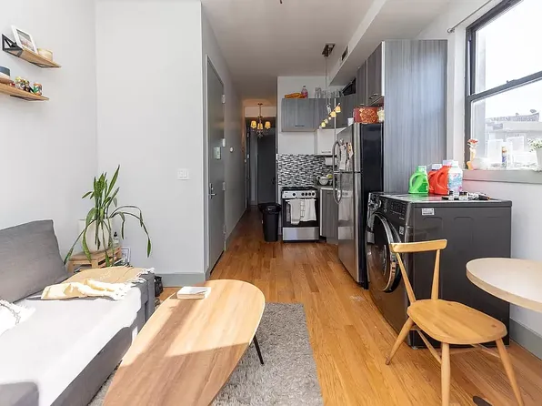 219 Troutman St APT 3L, Brooklyn, NY 11237