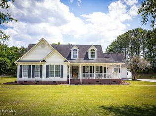 35 Cypress Trail Ln, Clinton, NC 28328