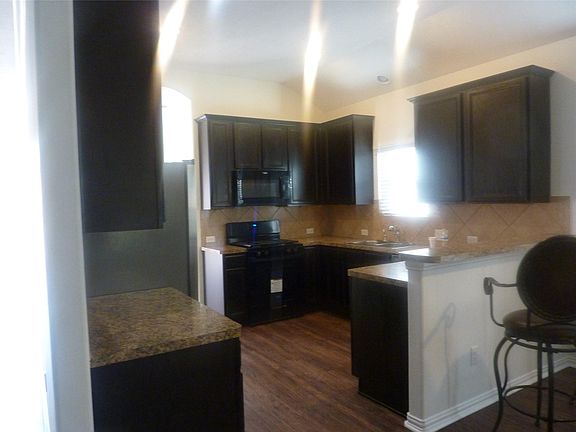 5th image of 24038 Clipper Hill Ln