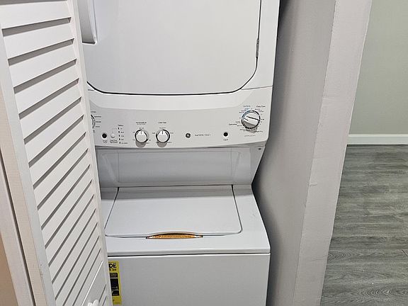 4th image of 2268 Druid Park Dr Unit 1