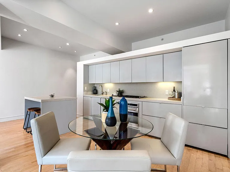 1313 Washington St #416 — Photo 8