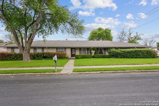 1st image of 3022 Gainesborough Dr