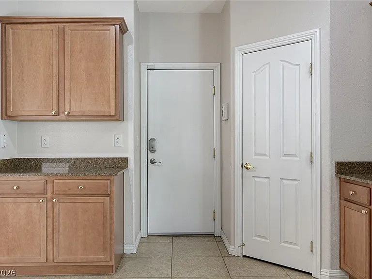 5048 Lower Falls Ct — Photo 20
