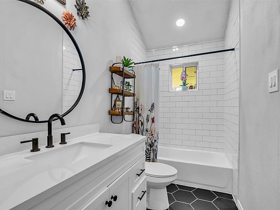 2nd image of 2535 Jeb Stuart Ct
