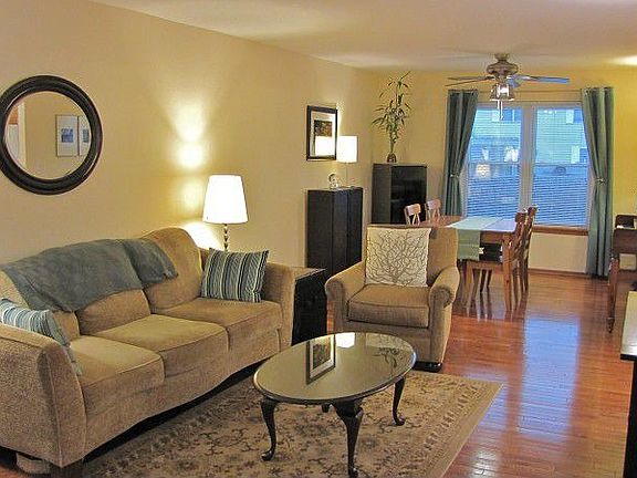 2nd image of 1282 Regent Dr