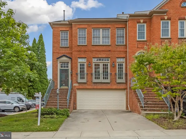 10418 Dalebrooke Ln, Potomac, MD 20854