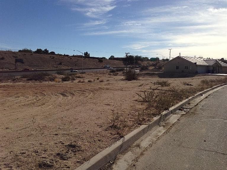 2nd image of Puesta Del Sol Dr