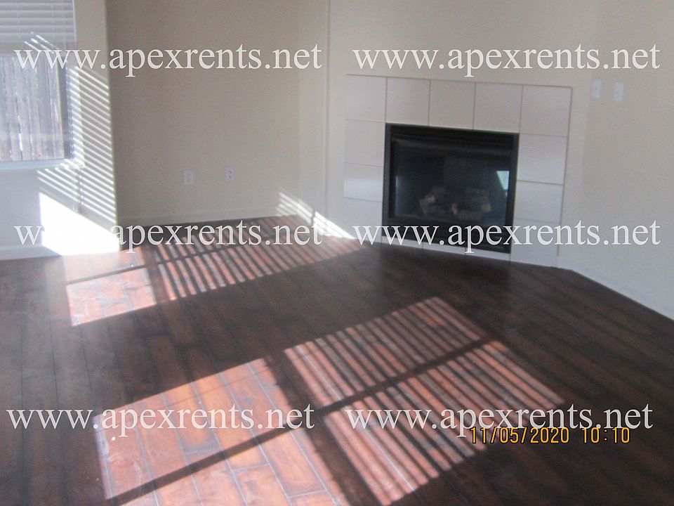 2nd image of 400 Winter Garden Ave