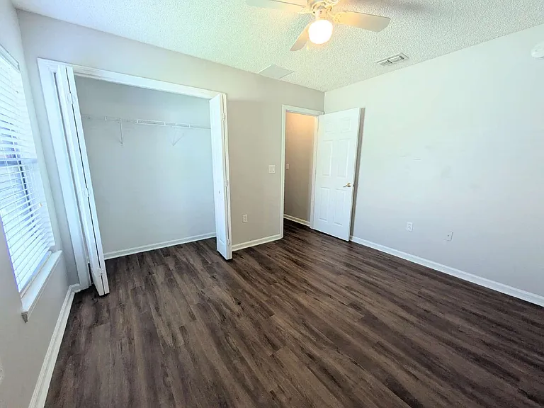3523 Waterford Oaks Dr — Photo 16