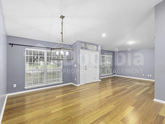 3rd image of 2007 Hollington Dr