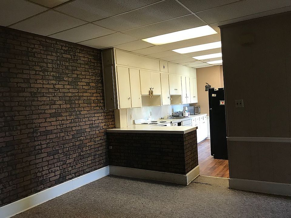 2nd image of 329 Clark St