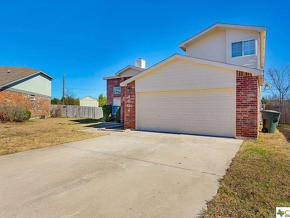 3rd image of 4004 Sunflower Dr