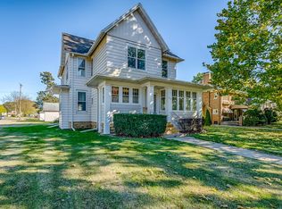 812 Locust St, Sterling, IL 61081