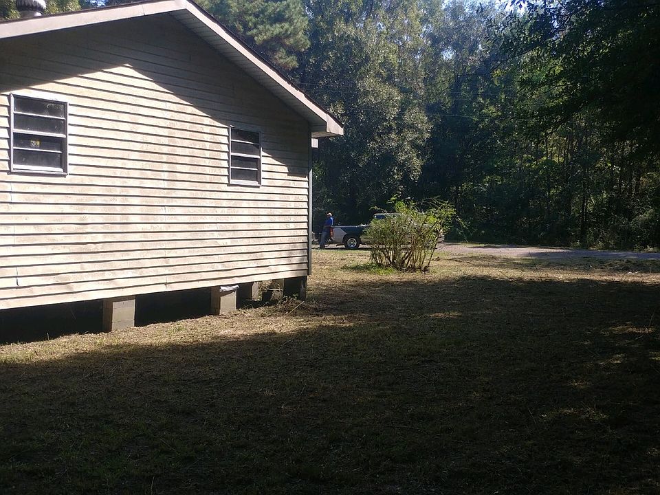 1st image of 143 Lawndale St