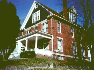 110 N Congress St APT 1, Athens, OH 45701