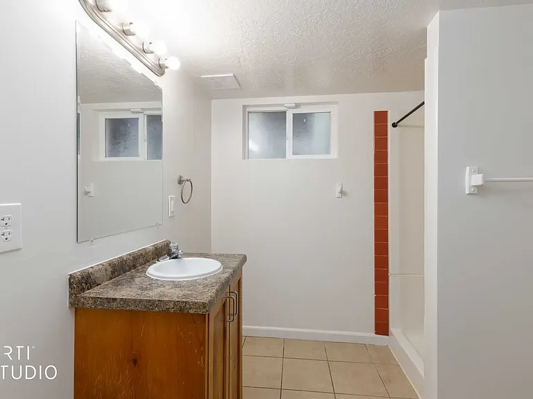 2174 Jefferson Ave #2186 — Photo 11