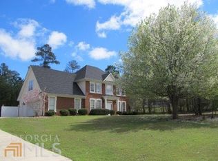 135 Whitehall Pl, Fayetteville, GA 30215