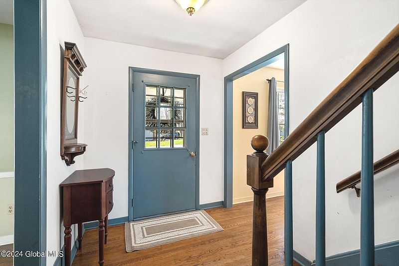 2nd image of 43 Dumbarton Drive