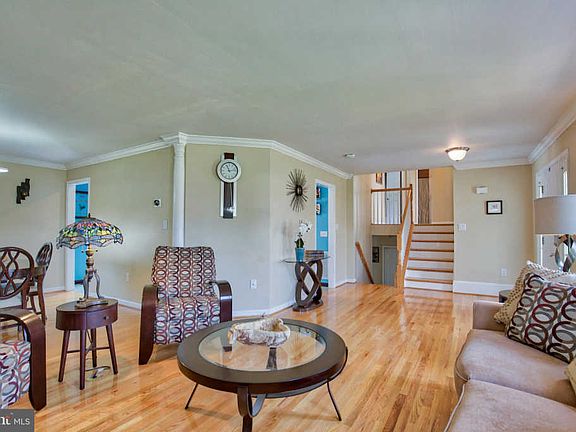 5th image of 118 Branch Ct