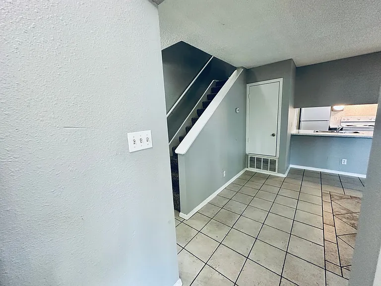 1318 Southport Dr — Photo 39