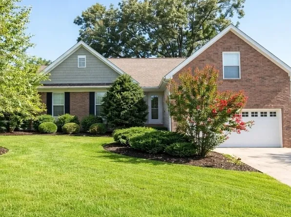 283 Shadyside Ln, Clarksville, TN 37043