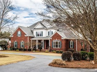 691 Bear Creek Rd, Carrollton, GA 30117